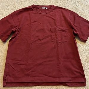 Maroon Uni Qlo Tee shirt